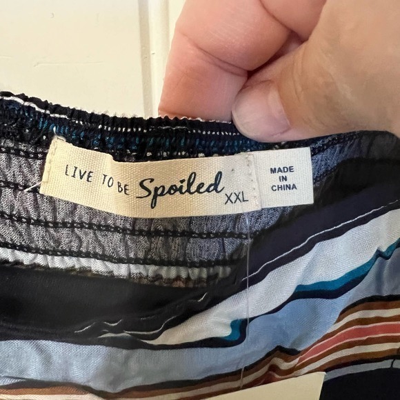 Live to be Spoiled Striped Sleeveless Button Front Crop Top XXL - Picture 2 of 10